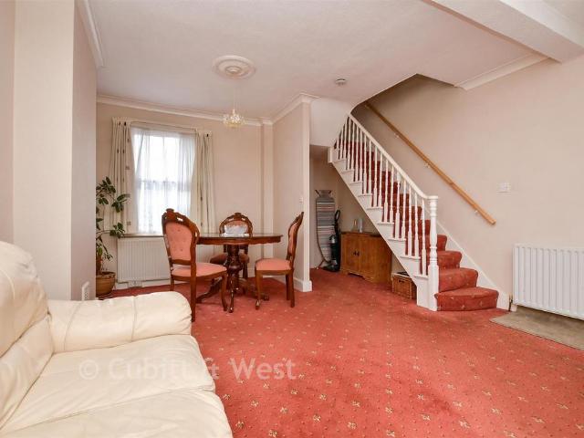 House for sale in London Borough of Croydon, Purley