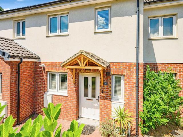 House for sale in Pouchen End, Hertfordshire