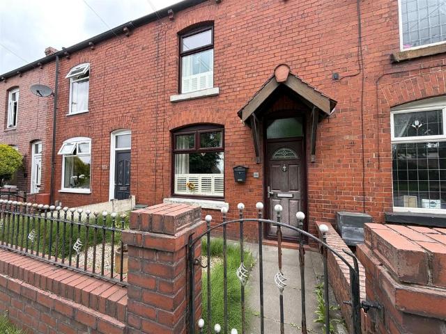 House for sale in Daisy Hill, Lee Bank