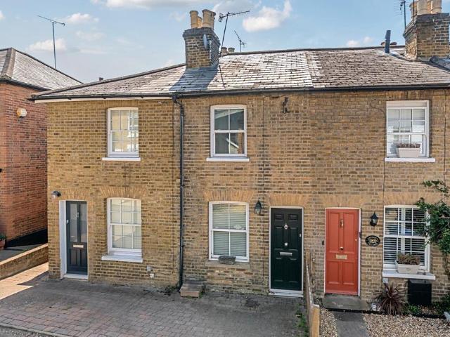 House for sale in Blackhills, Surrey