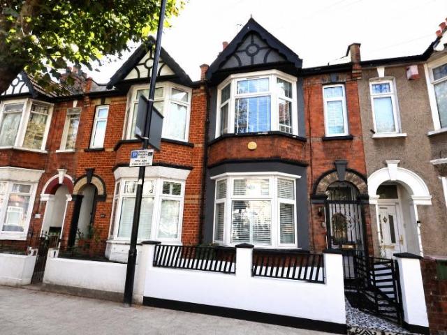 House for sale in London Borough of Newham, Greater London