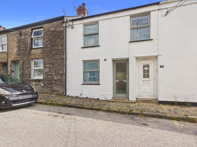 House for sale in Busveal, Cornwall