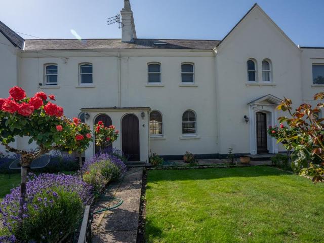 House for sale in Sandbanks, Poole