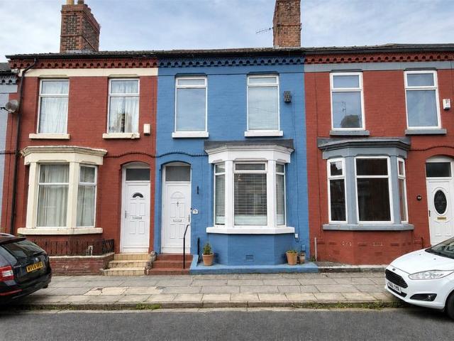 House for sale in Calderstones