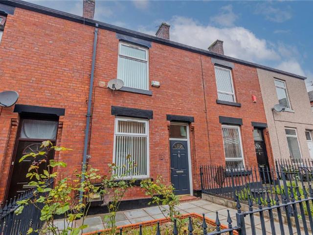 House for sale in Sudden, Burnedge