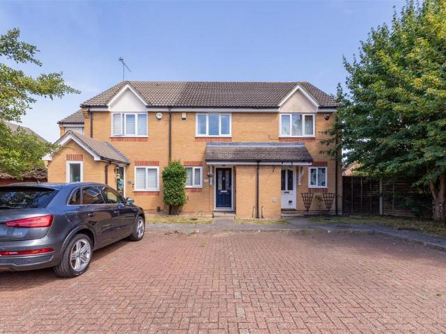 House for sale in Slough