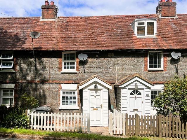 House for sale in Woods Green, Cross In Hand