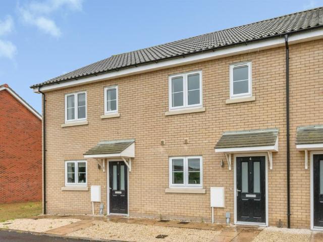 House for sale in Stokesby, Norfolk