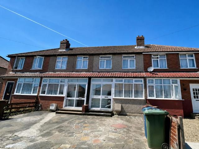 House for sale in South Stanmore, Greater London