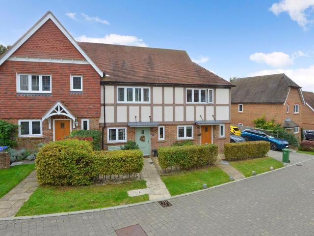 House for sale in Cox Green, Horsham