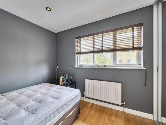 House for sale in Peckham, Greater London