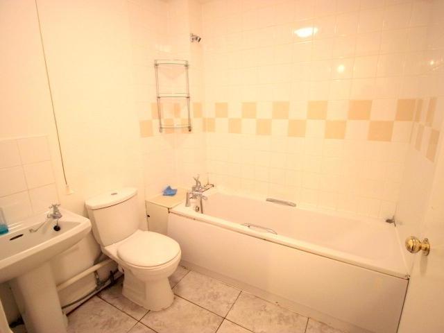 House for sale in Beckton, Greater London