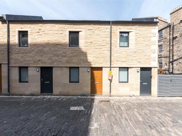 House for sale in Gayfield, Broughton