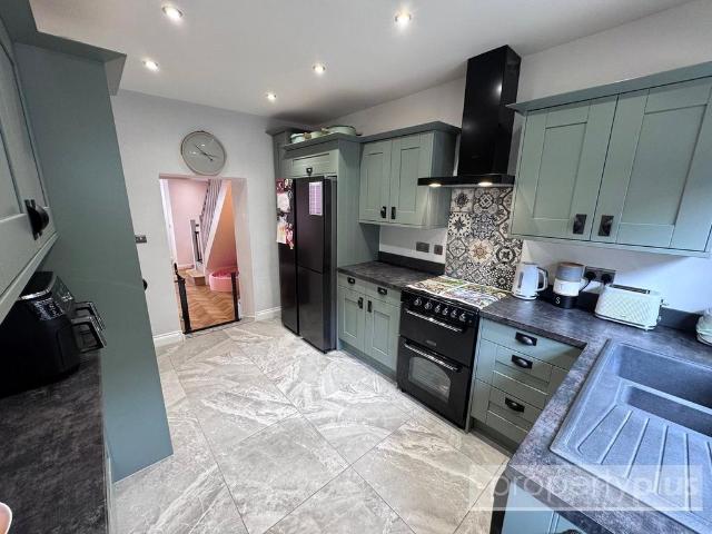 House for sale in Tonypandy, Penygraig
