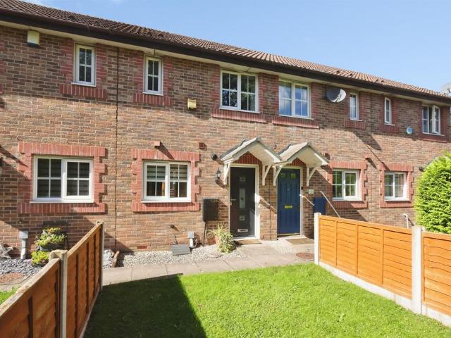 House for sale in Plant's Green, Fold Hill