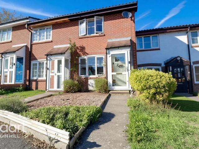House for sale in The Butts, Kent