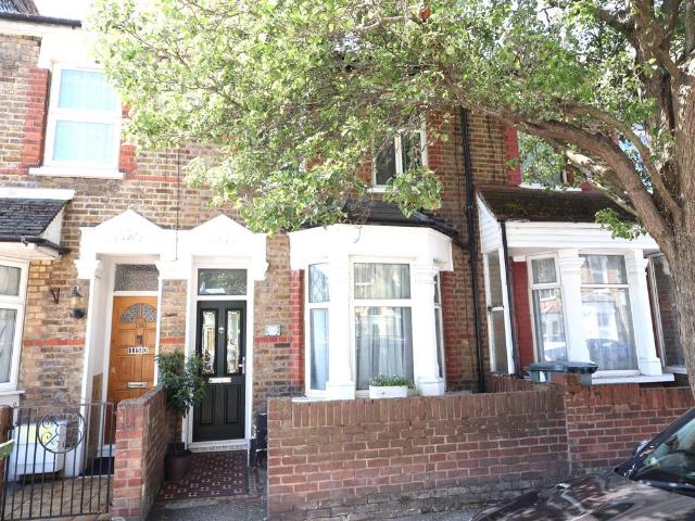 House for sale in Plaistow, Greater London