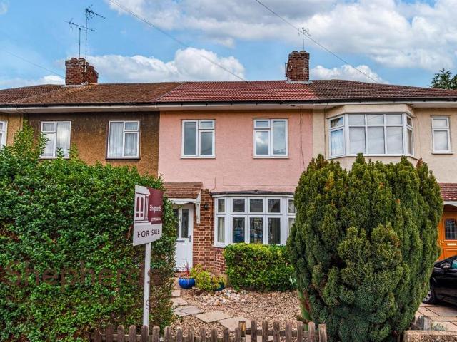 House for sale in Hoddesdon, Broxbourne