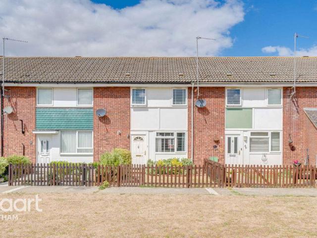 House for sale in Chipping Hill, Essex
