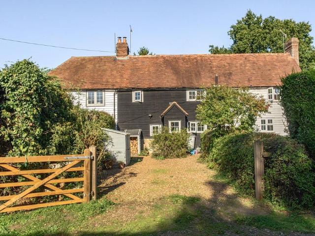 House for sale in Hunton, Maidstone