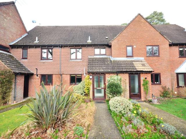 House for sale in Fole, Surrey