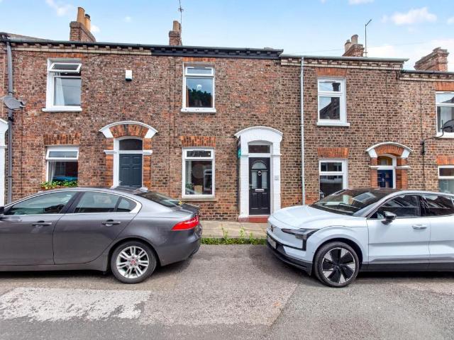 House for sale in Holgate, High Field