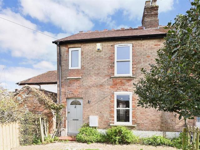 House for sale in Chichester, Littlecote