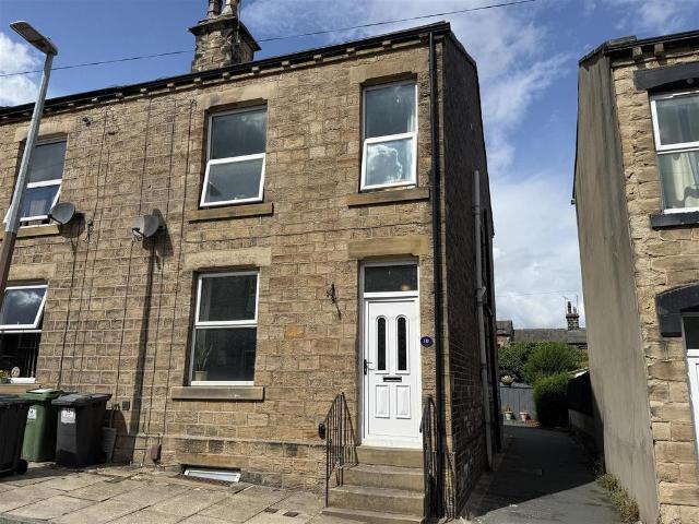 House for sale in Lower Hopton, Mirfield