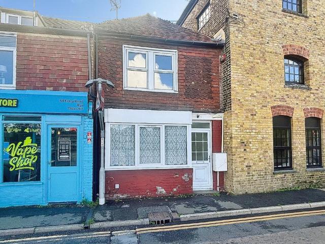 House for sale in The Strand, Rother