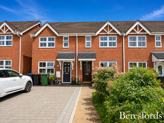 House for sale in Chipping Hill, Essex