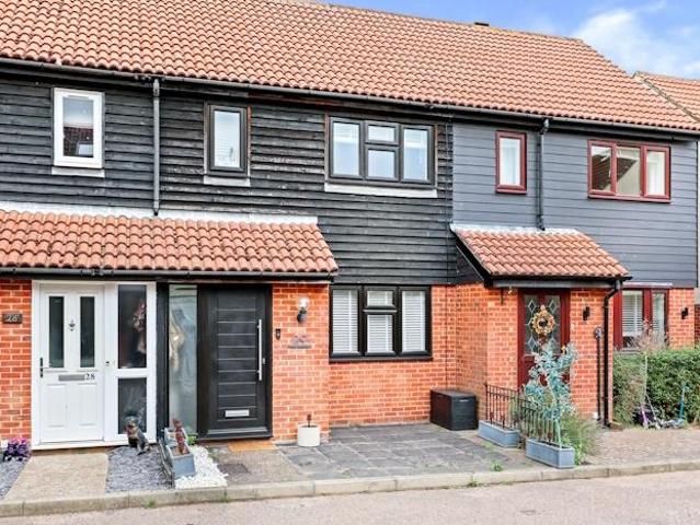House for sale in Ongar, Epping