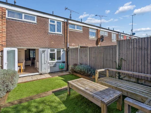 House for sale in Stipers Hill, Dunstable