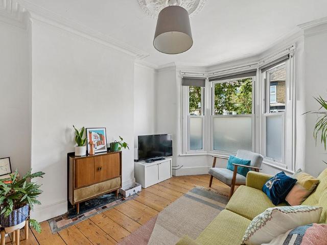 House for sale in Leytonstone, Greater London