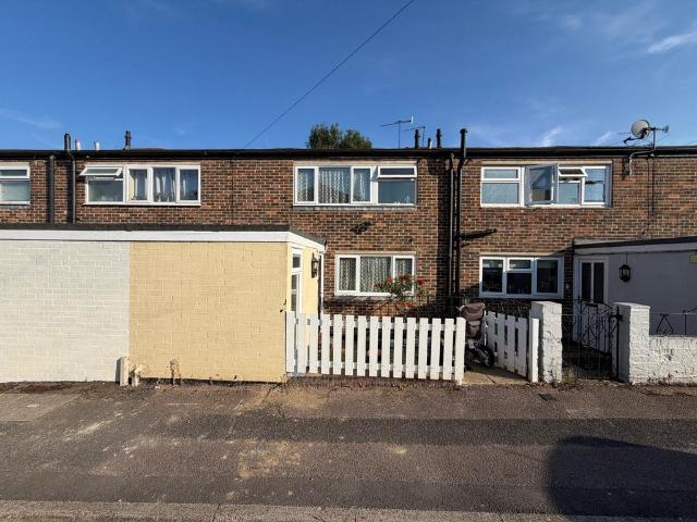 House for sale in The Butts, Kent