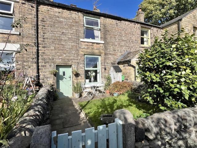 House for sale in Broadbottom, Tameside