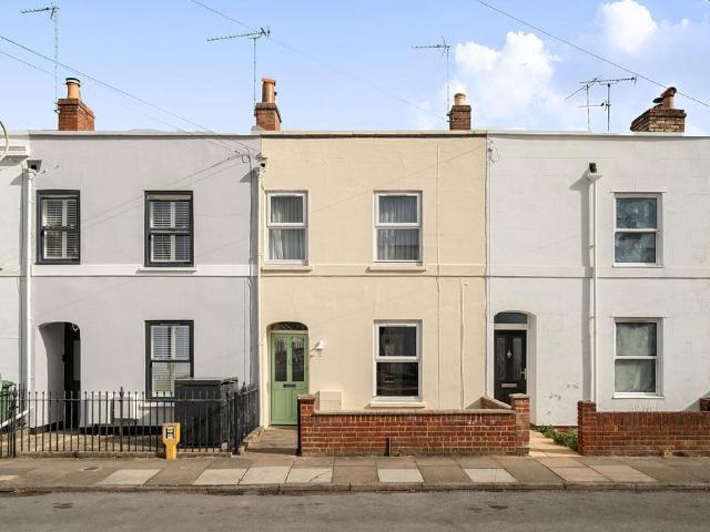 House for sale in Warden Hill, Cheltenham