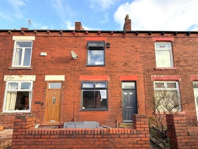 House for sale in Daisy Hill, Lee Bank