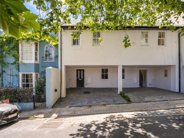 House for sale in Brighton & Hove