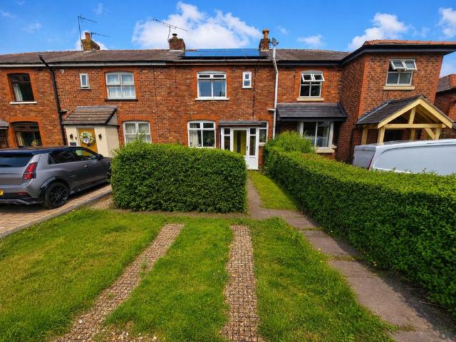 House for sale in Roby Mill, Lancashire