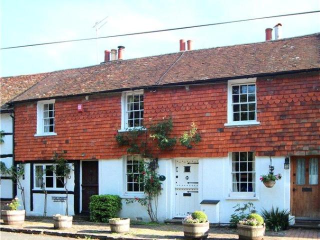 House for sale in Hillview, Surrey