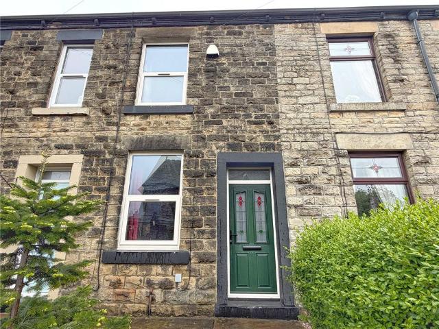 House for sale in Charlesworth, East Midlands