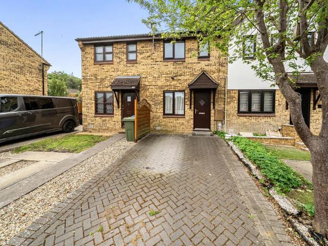House for sale in Martin's Heron, Winkfield