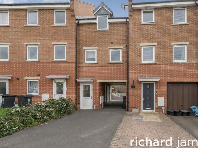 House for sale in Rodbourne, Swindon