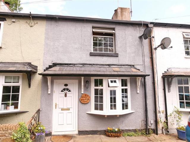 House for sale in Haughton Green, Greenheys