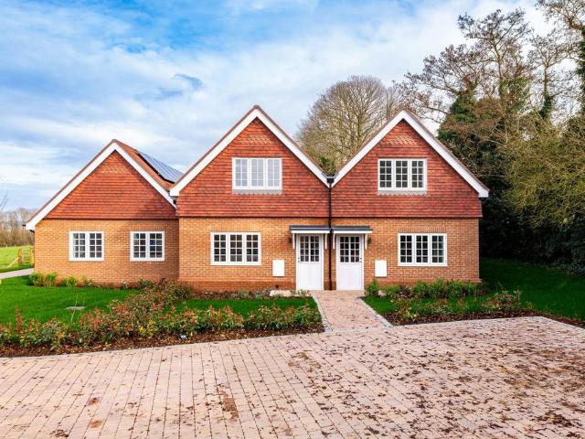 House for sale in Midway, Kent