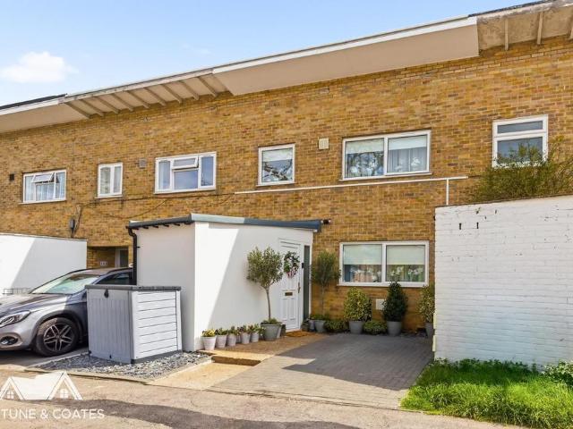 House for sale in Mark Hall South, Harlow