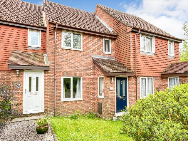 House for sale in Hedge End, Helford