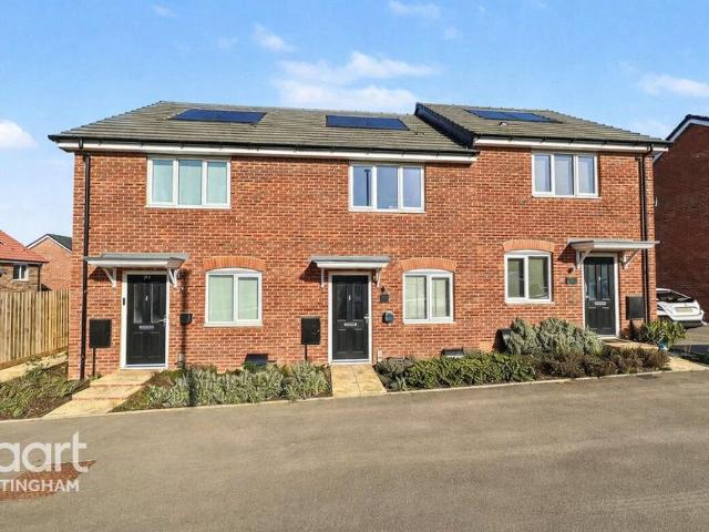 House for sale in Barton In Fabis, East Midlands