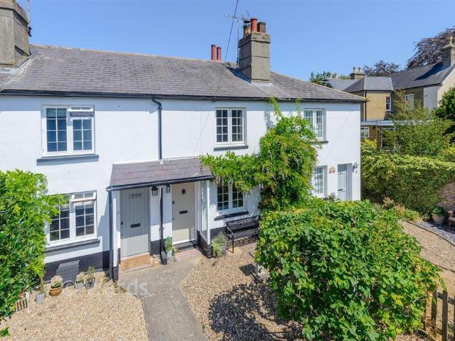 House for sale in Hook Green, Hamerton