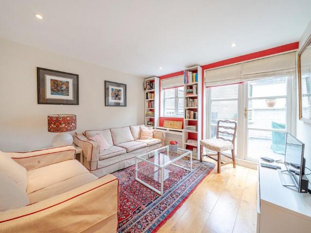 House for sale in Wandsworth, Greater London